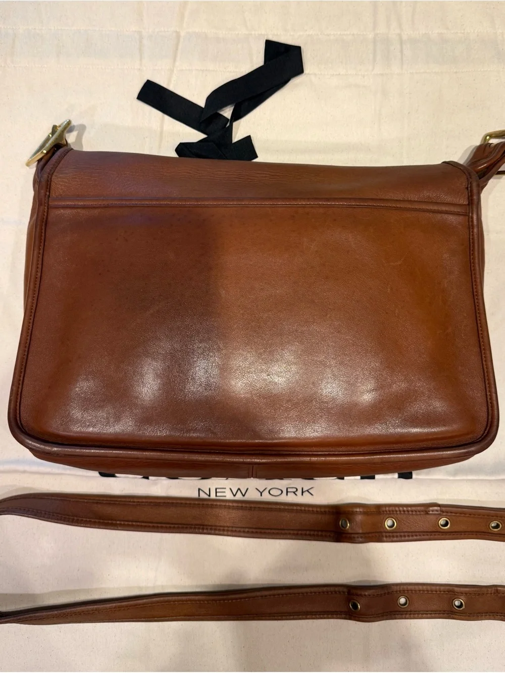 Coach Field Bag 5281